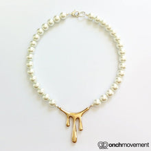 Load image into Gallery viewer, Dripping Pearl Necklace