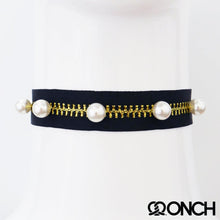 Load image into Gallery viewer, Metalic Pearl Chokers