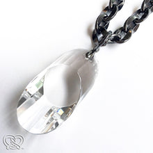 Load image into Gallery viewer, Clarity Necklace
