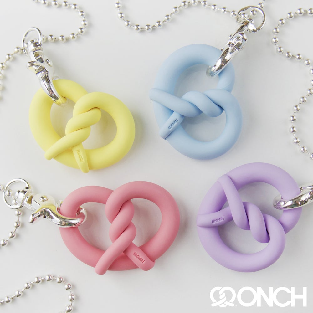 BRAND NEW TWIST ONCH Pretzels