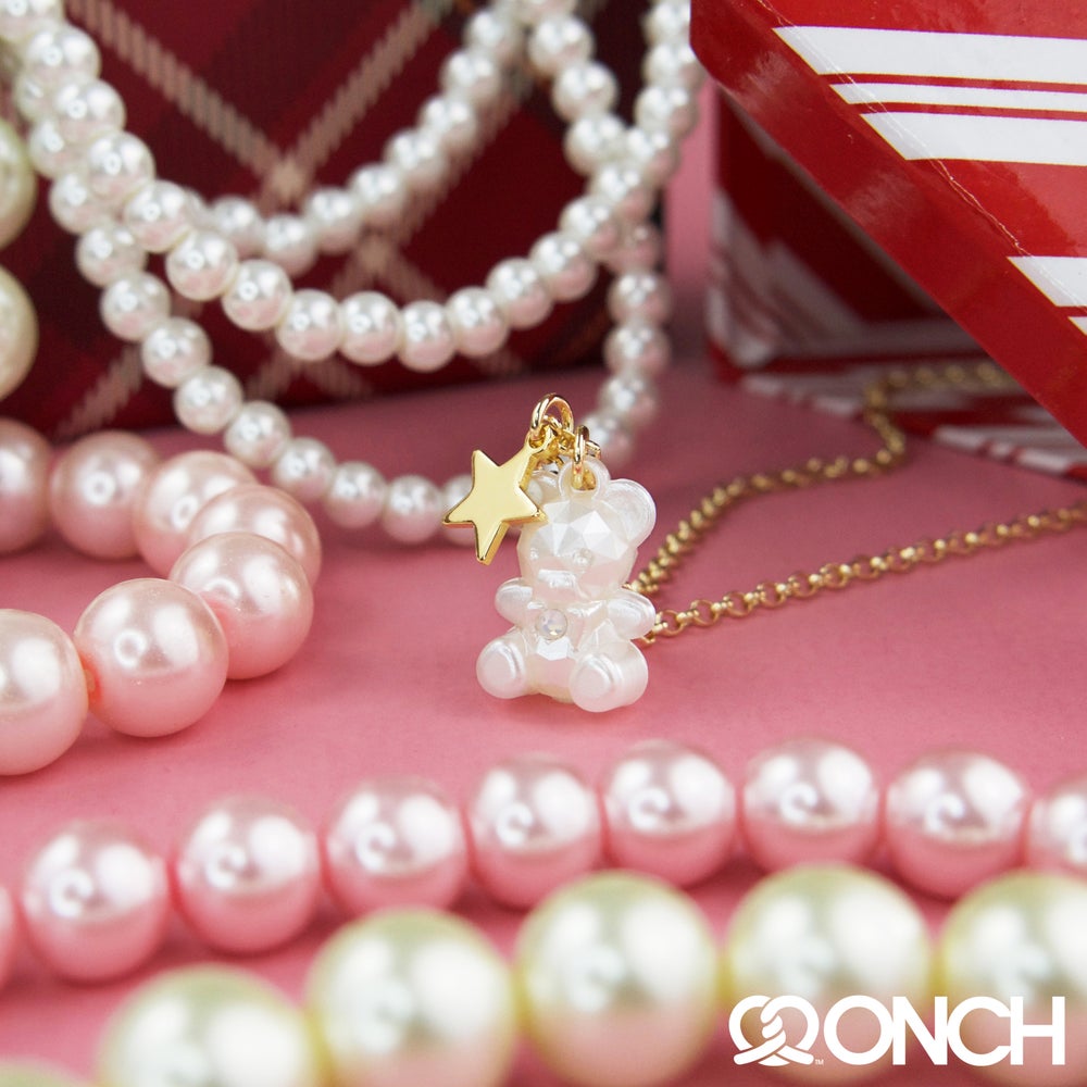 ONCH Teddy Bear Pearl Necklace (18K Gold Plated)