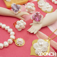 Load image into Gallery viewer, Pearl of Hearts ring
